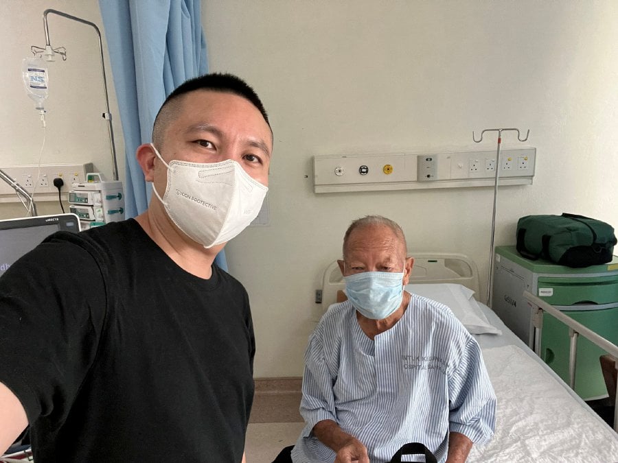 Richard Ker posted on X (formerly Twitter) about his 82-year-old father, who recently underwent surgery, and the great care provided by Malaysia's healthcare system, as well as its affordability. PIC CREDIT: X/@richardker