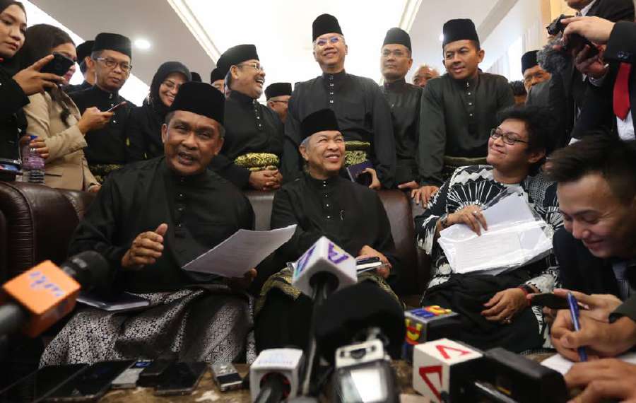 Umno president Datuk Seri Dr Ahmad Zahid Hamidi has been appointed new opposition leader, party secretary-general Tan Sri Annuar Musa confirmed today. Pic by NSTP/MOHAMAD SHAHRIL BADRI SAALI