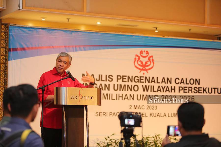 All Umno members must comply with and obey any decision made by the party's Supreme Council, said party president, Datuk Seri Dr Ahmad Zahid Hamidi. - NSTP/ASWADI ALIAS.