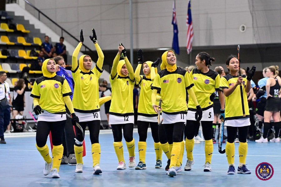 Malaysian players celebrate their victory over New Zealand in the Tuanku Zara Cup in Ipoh today. - Pic` courtesy of MHC 