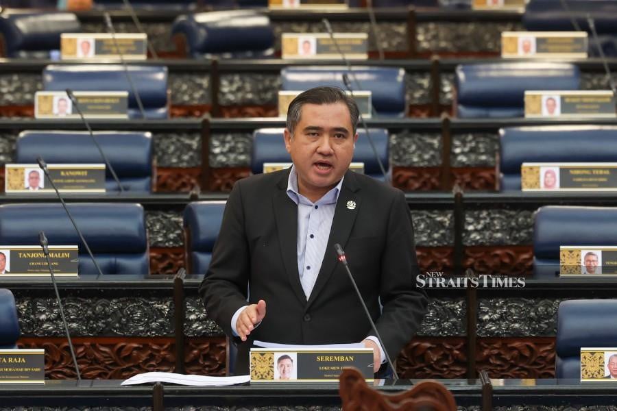 (File) Transport Minister Anthony Loke Siew Fook said the cabinet decided to allow all qualified parties to provide vehicle inspection services after Puspakom's concession ends on Aug 31, 2024. -Pic by BERNAMA
