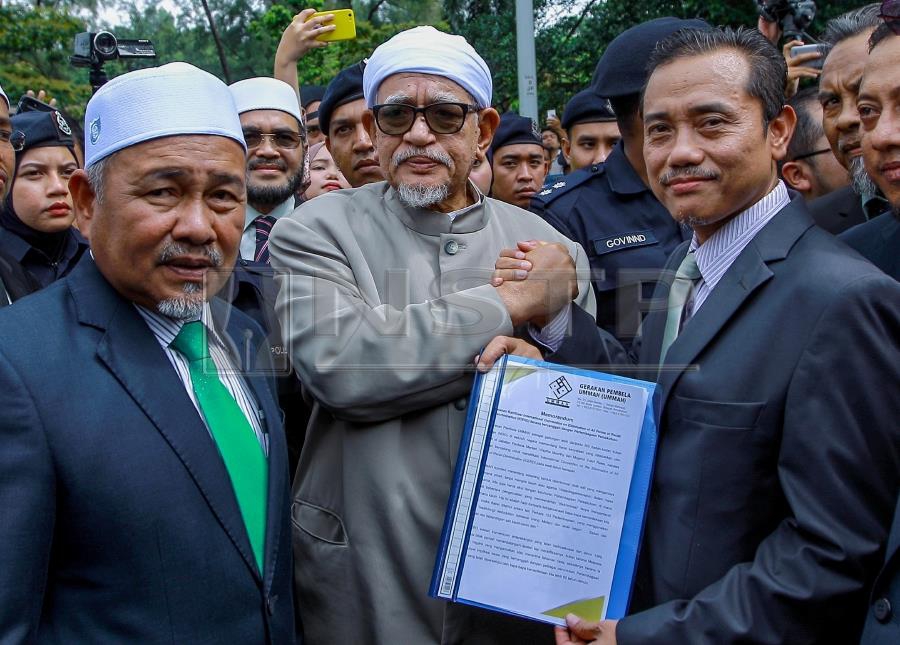 The government’s decision to ratify the International Convention on the Elimination of All Forms of Racial Discrimination would have ‘disastrous’ effect on the country, said Pas deputy president Datuk Tuan Ibrahim Tuan Man (left). NSTP/ASYRAF HAMZAH