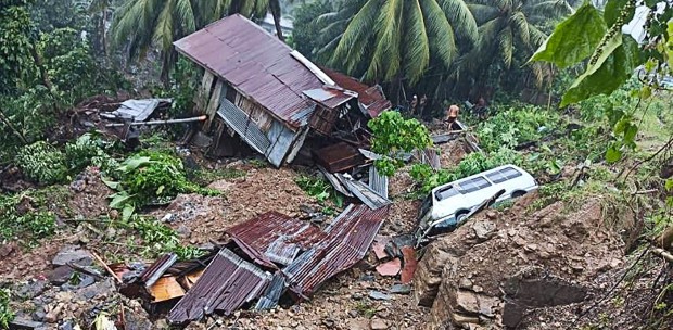 19 Dead In Floods, Landslides On Indonesia's Java Island | New Straits ...